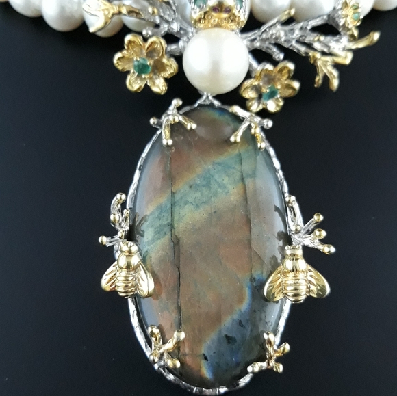 Handcrafted Rainbow Labradorite and Pearl Necklace - Picture 14 of 17